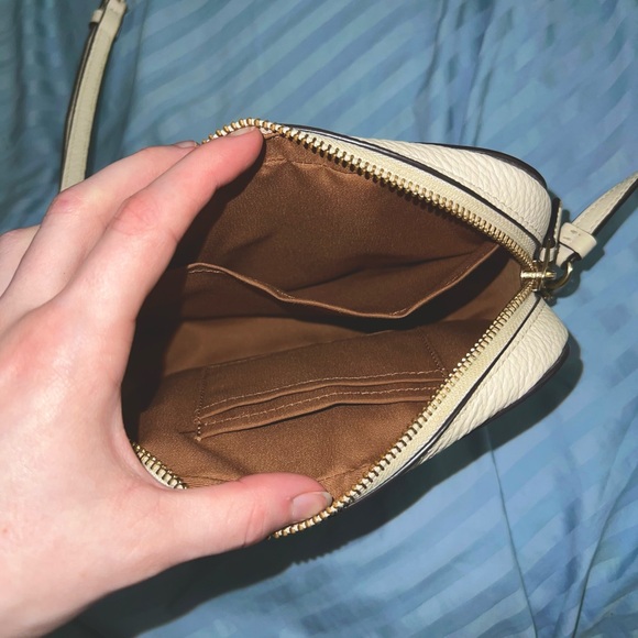 Coach Cream Crossbody Bag - Picture 2 of 4